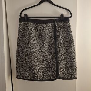 JM Studio By John Meyer Women's Elegant Black and White Patterned Skirt